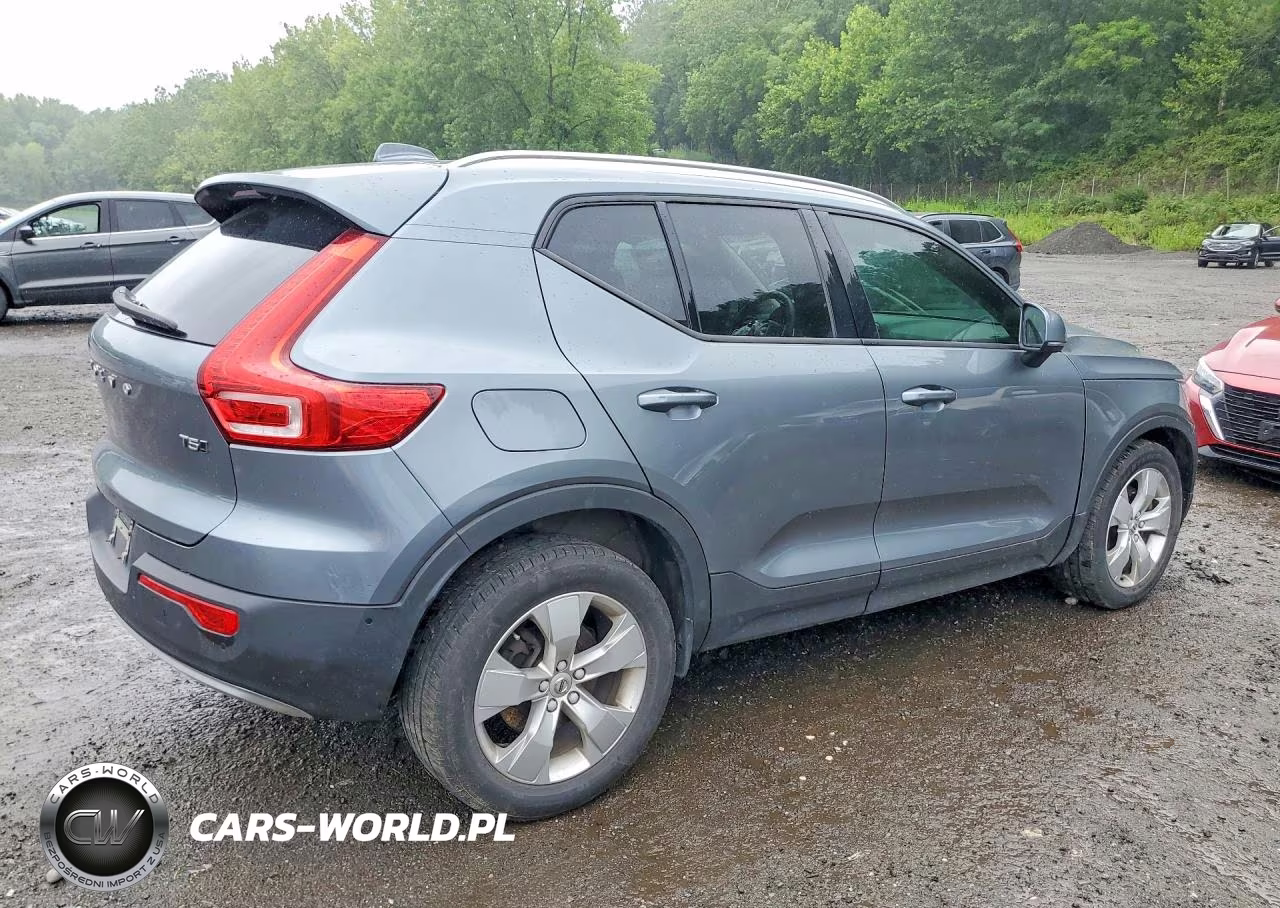 2019 Volvo Xc40 T5 Momentum VIN:YV4162UK7K2083828 - 3