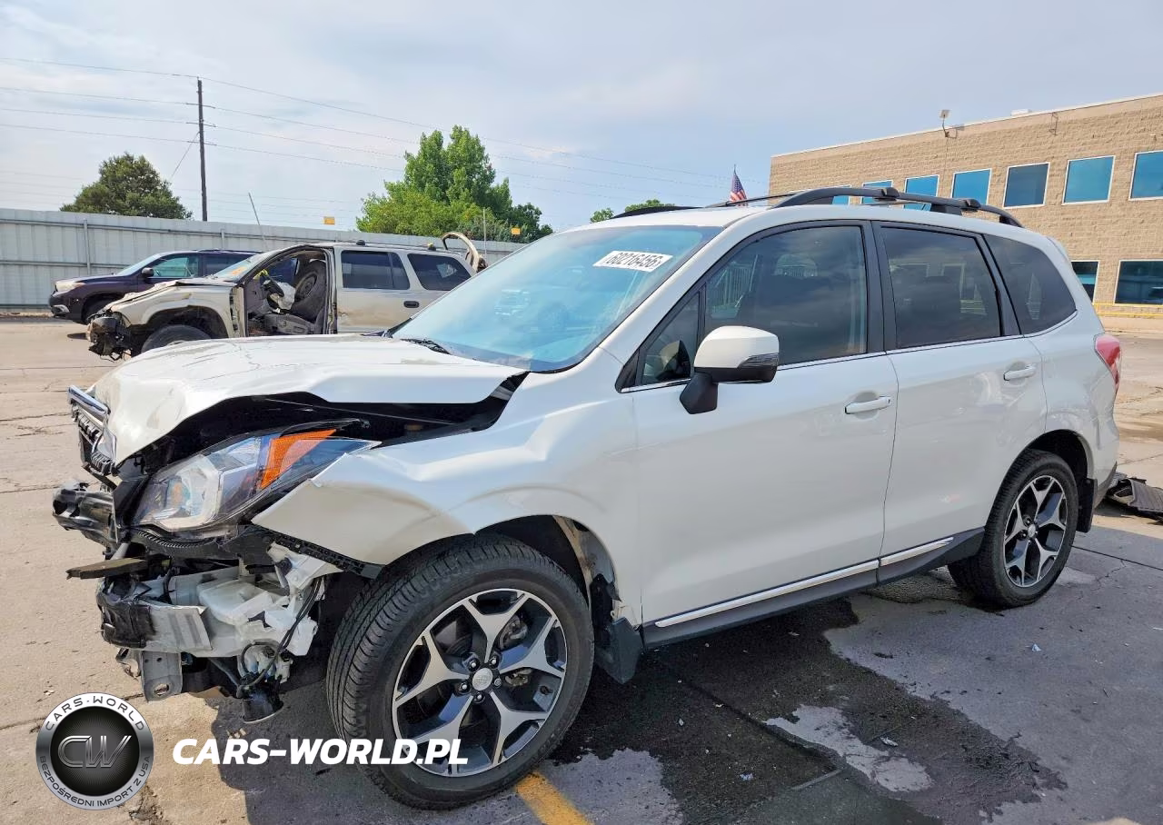 2015 Subaru Forester 2.0Xt Touring