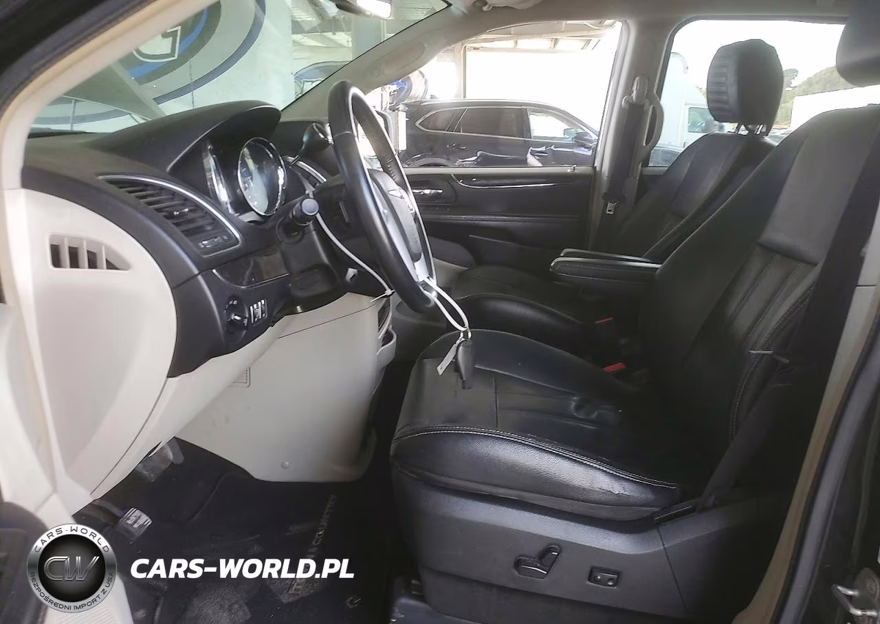 2014 Chrysler Town & Country Touring VIN:2C4RC1BG8ER382953 - 7