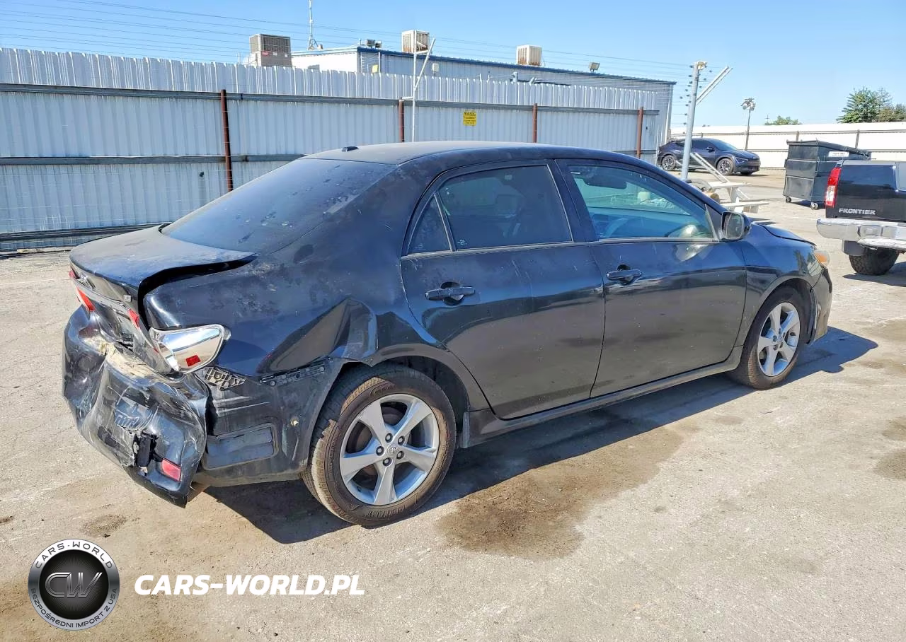2012 Toyota Corolla Le VIN:5YFBU4EE6CP027027 - 3