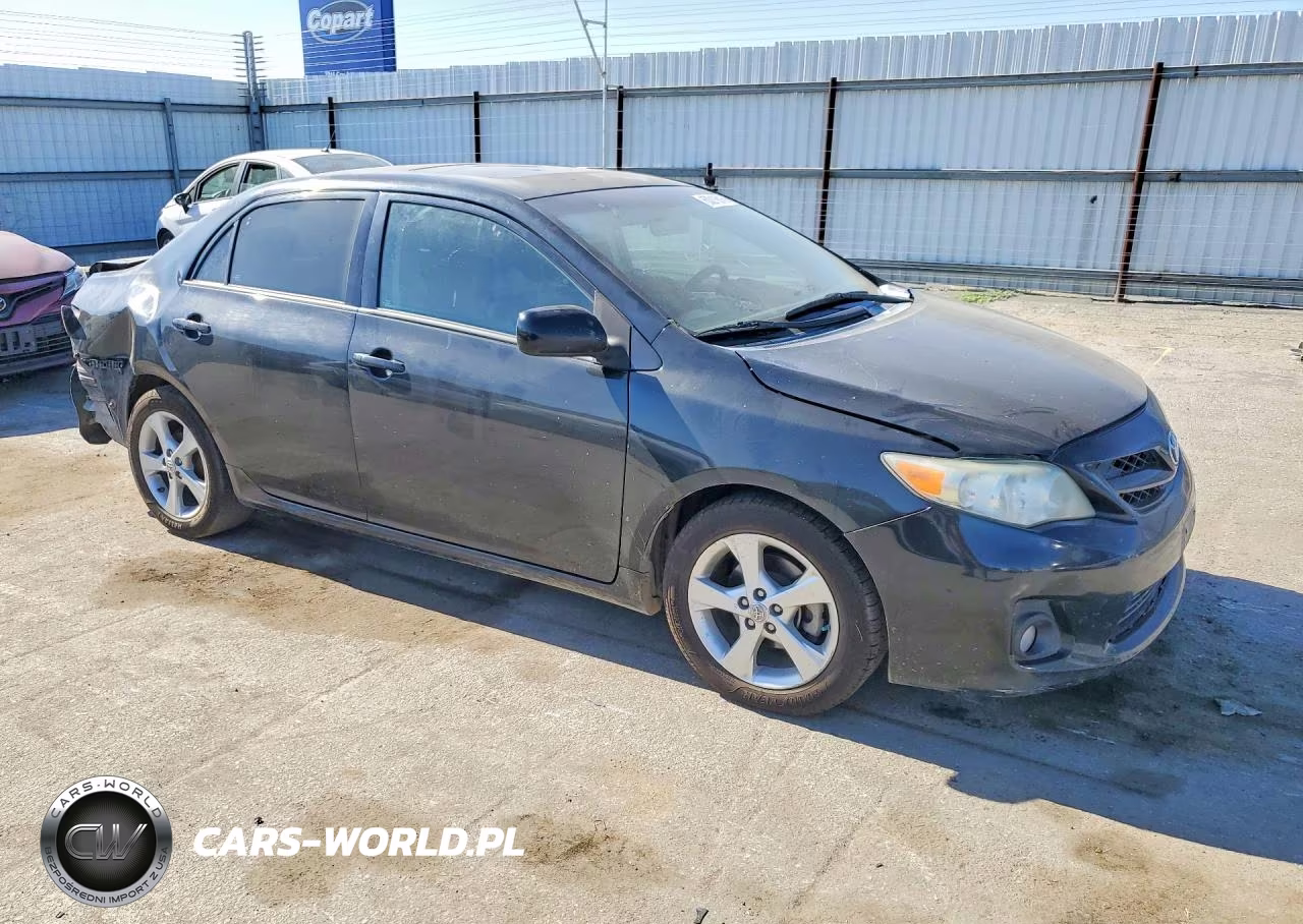 2012 Toyota Corolla Le VIN:5YFBU4EE6CP027027 - 4