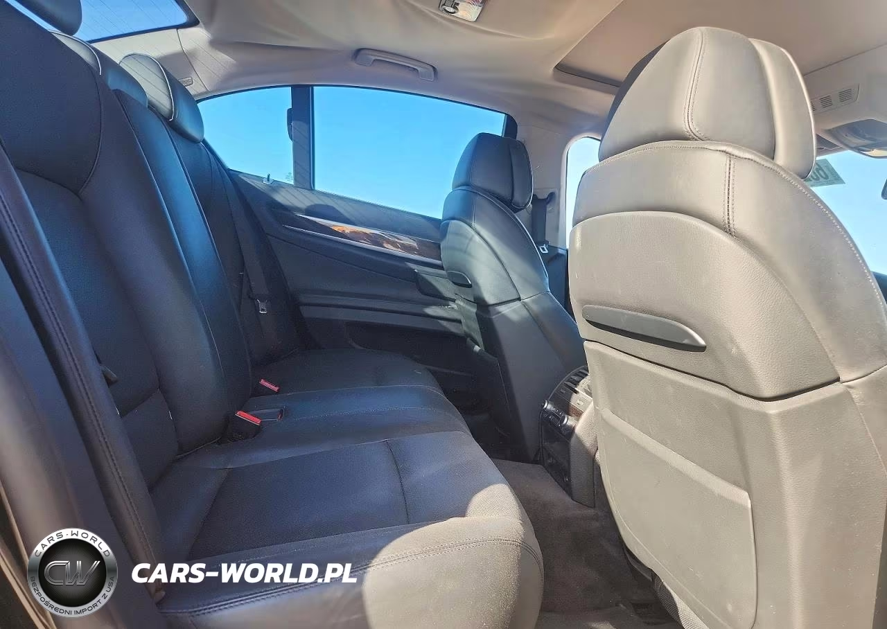 2010 BMW 750 I xDrive VIN:WBAKC6C54AC393699 - 10
