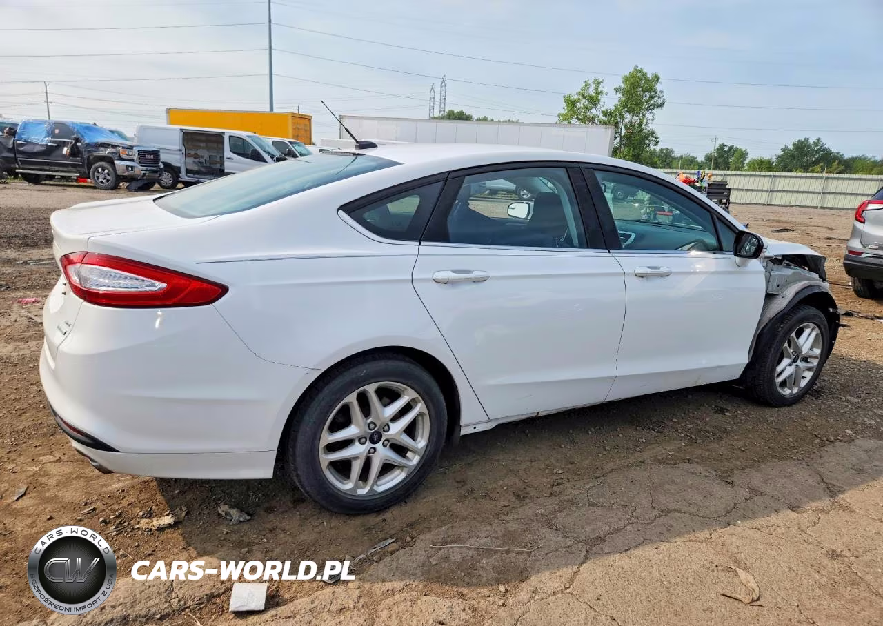 2015 Ford Fusion Se VIN:3FA6P0HD2FR208389 - 3