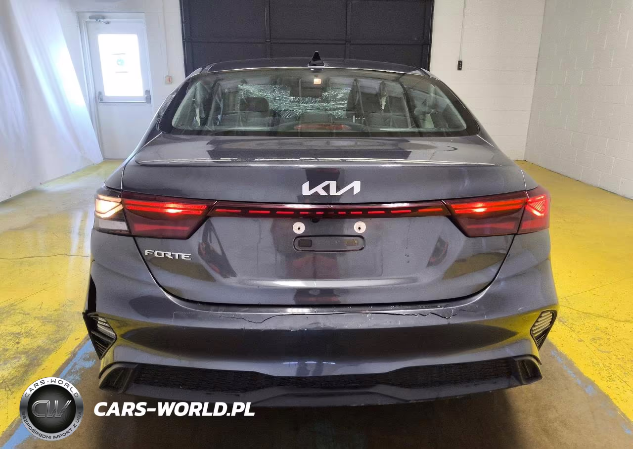2023 Kia Forte Lxs VIN:3KPF24AD1PE504894 - 6