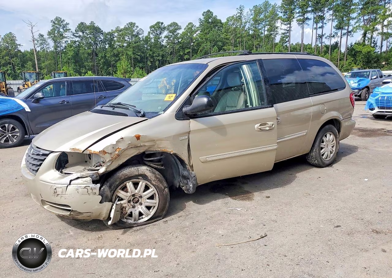 2006 Chrysler Town & Country Touring