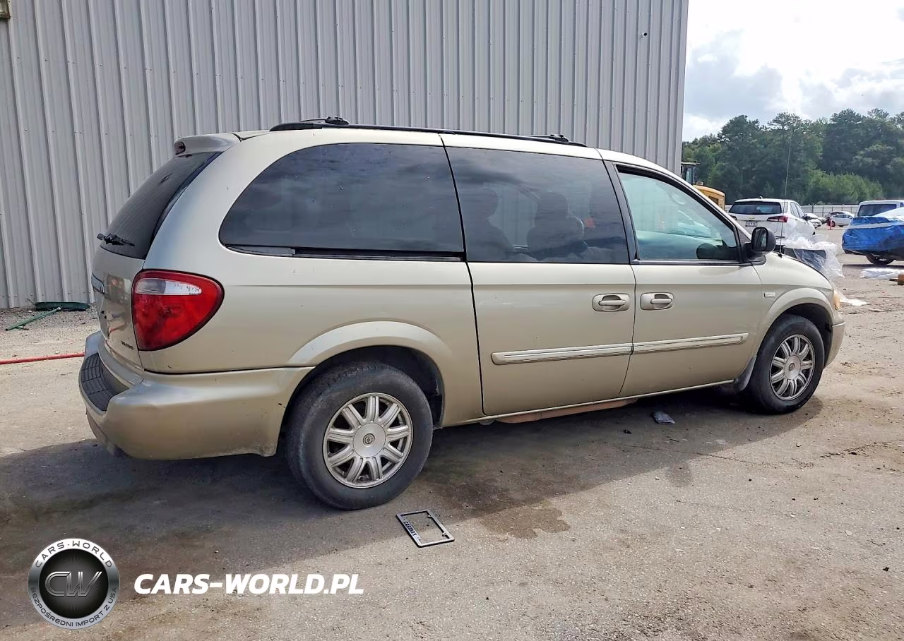 2006 Chrysler Town & Country Touring VIN:2A4GP54L26R698325 - 3