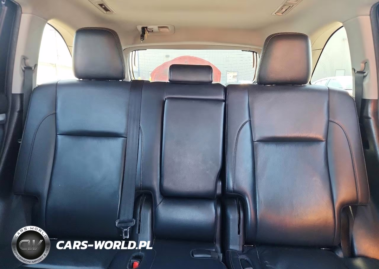 2019 Toyota Highlander Xle VIN:5TDJZRFH4KS970378 - 10