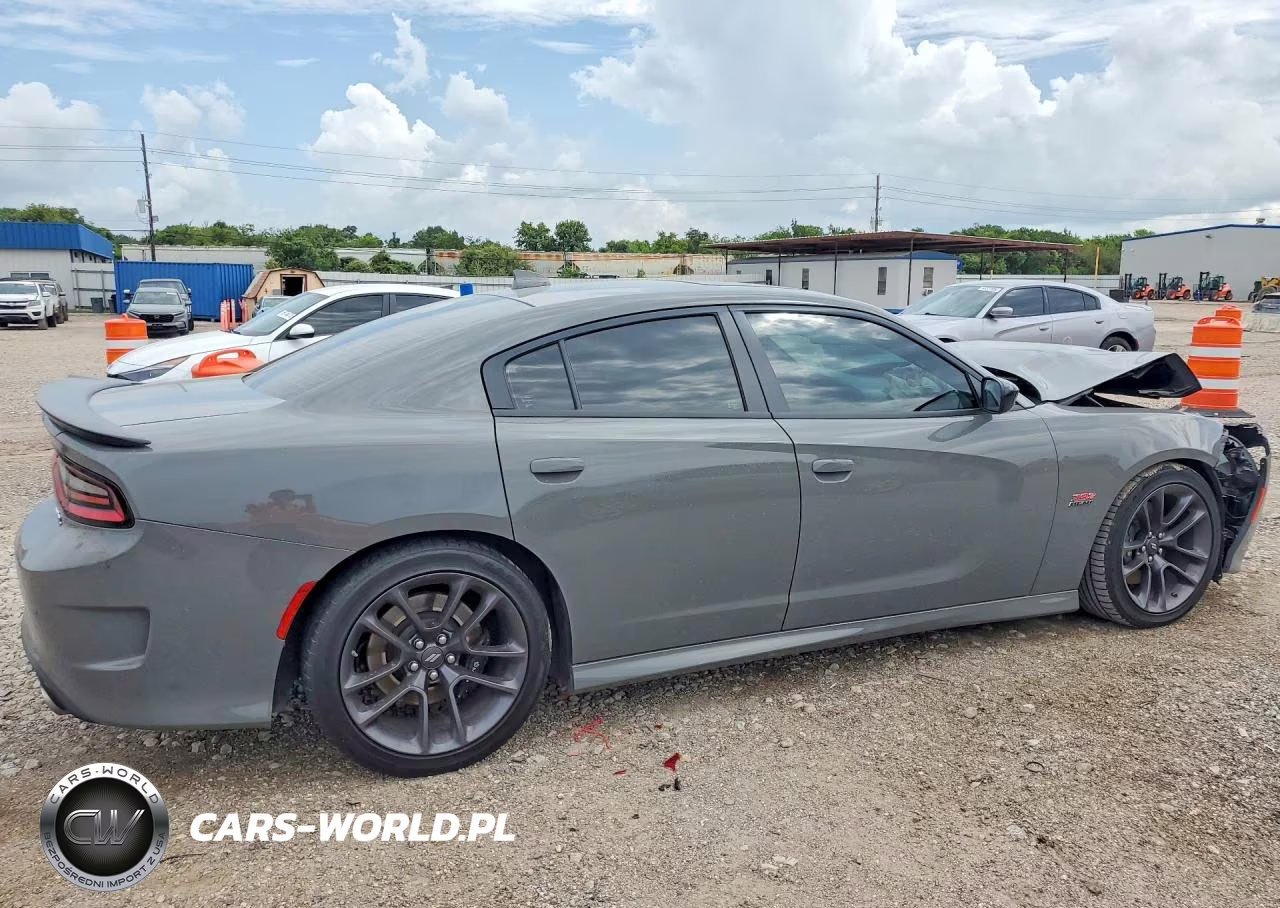 2023 Dodge Charger Scat Pack VIN:2C3CDXGJXPH635603 - 3