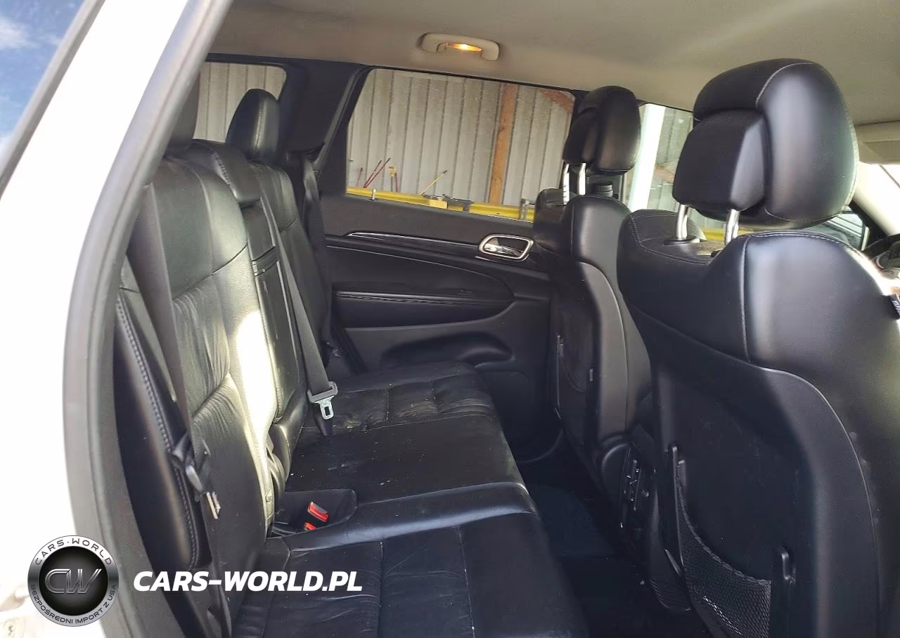 2012 Jeep Grand Cherokee Laredo VIN:1C4RJFAG6CC329405 - 10