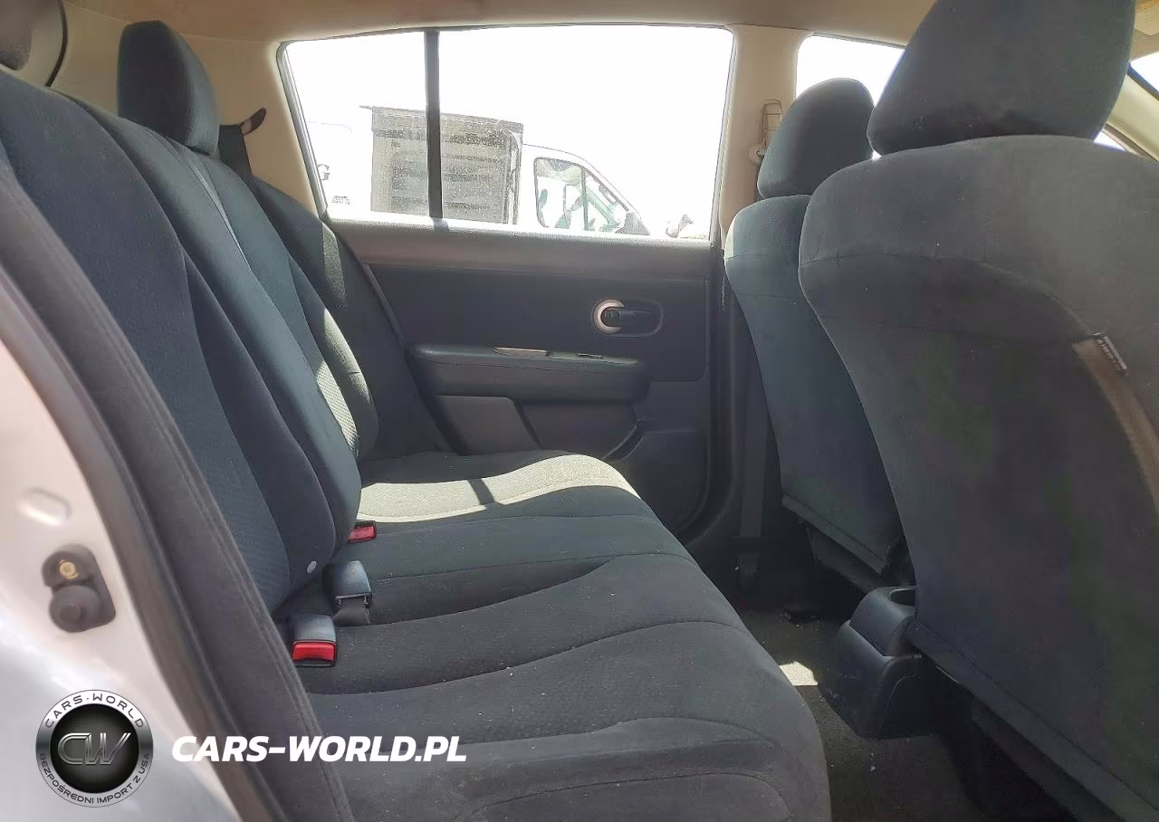 2011 Nissan Versa 1.8 S VIN:3N1BC1CP0BL396048 - 10