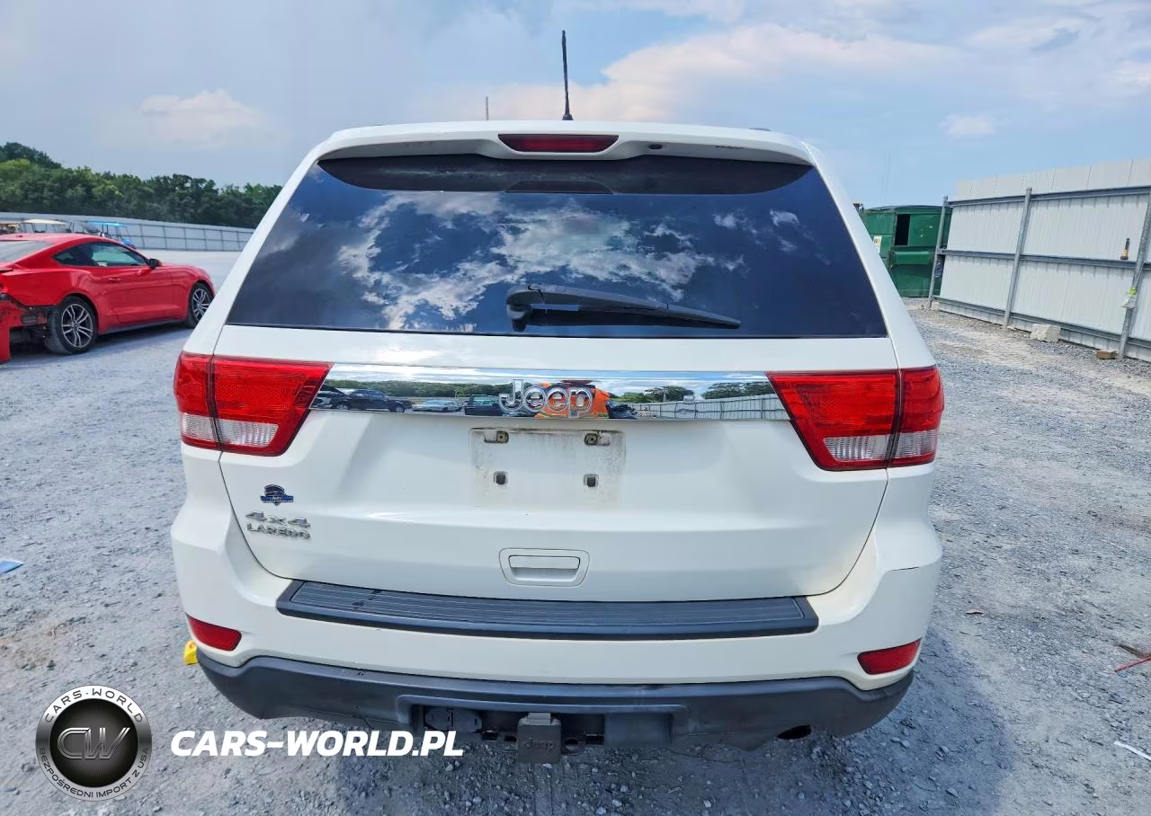 2011 Jeep Grand Cherokee Laredo VIN:1J4RR4GG2BC567538 - 6