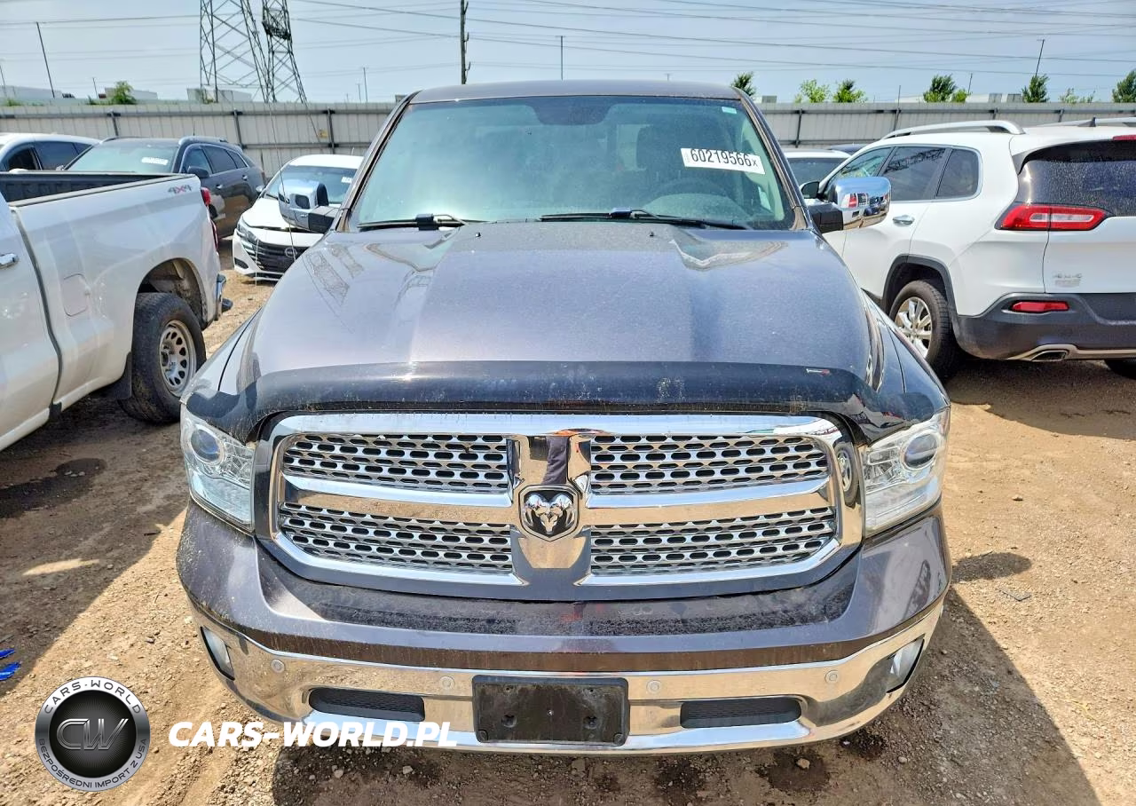 2018 Ram 1500 Laramie VIN:1C6RR7NM5JS293473 - 5