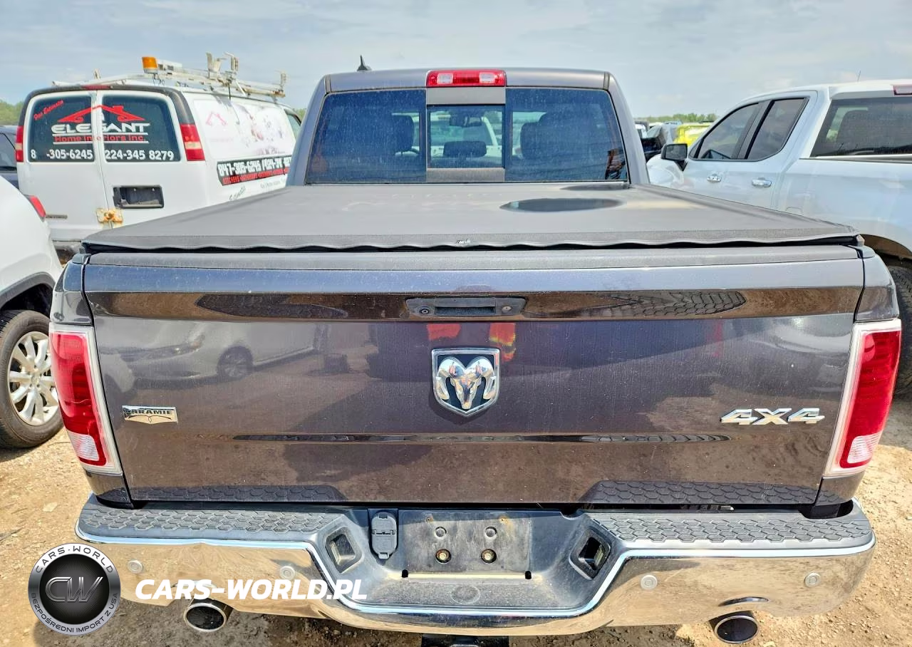 2018 Ram 1500 Laramie VIN:1C6RR7NM5JS293473 - 6