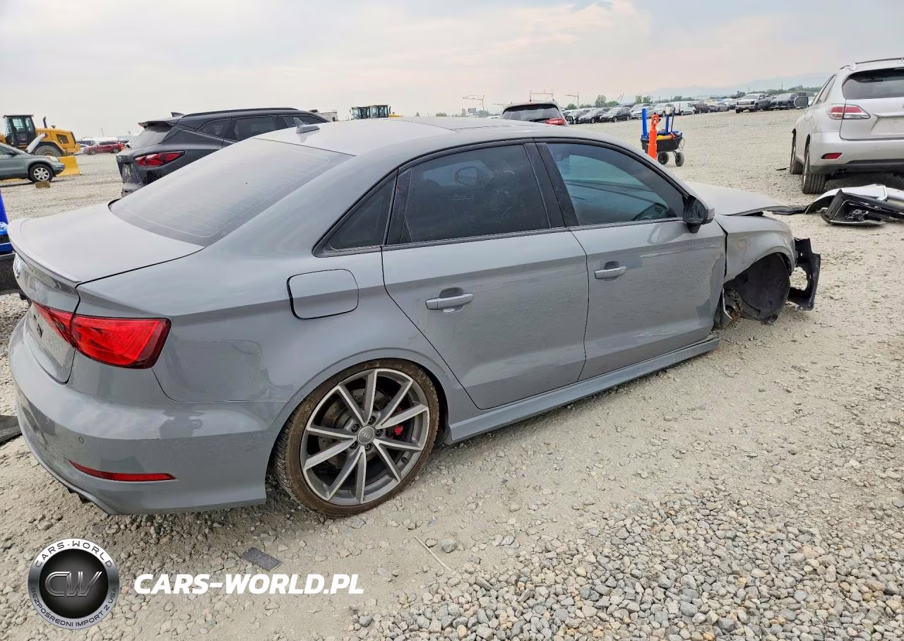 2016 Audi S3 Prestige VIN:WAUF1GFFXG1013920 - 3