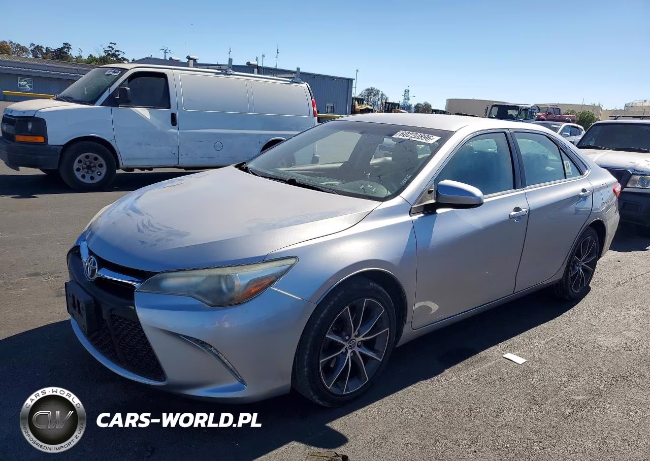 2016 Toyota Camry Xse – zdjęcie 1 z 12