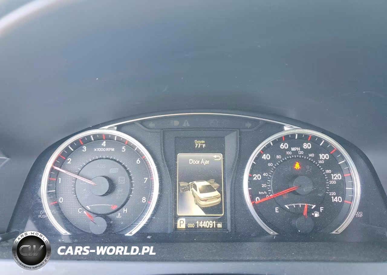 2016 Toyota Camry Xse VIN:4T1BF1FK2GU121908 - 9