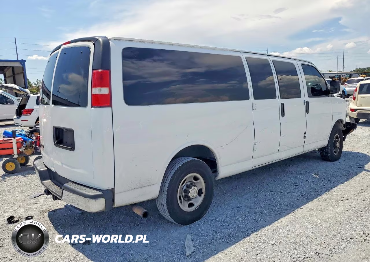2019 Chevrolet Express G3500 Lt VIN:1GAZGPFG9K1242453 - 3