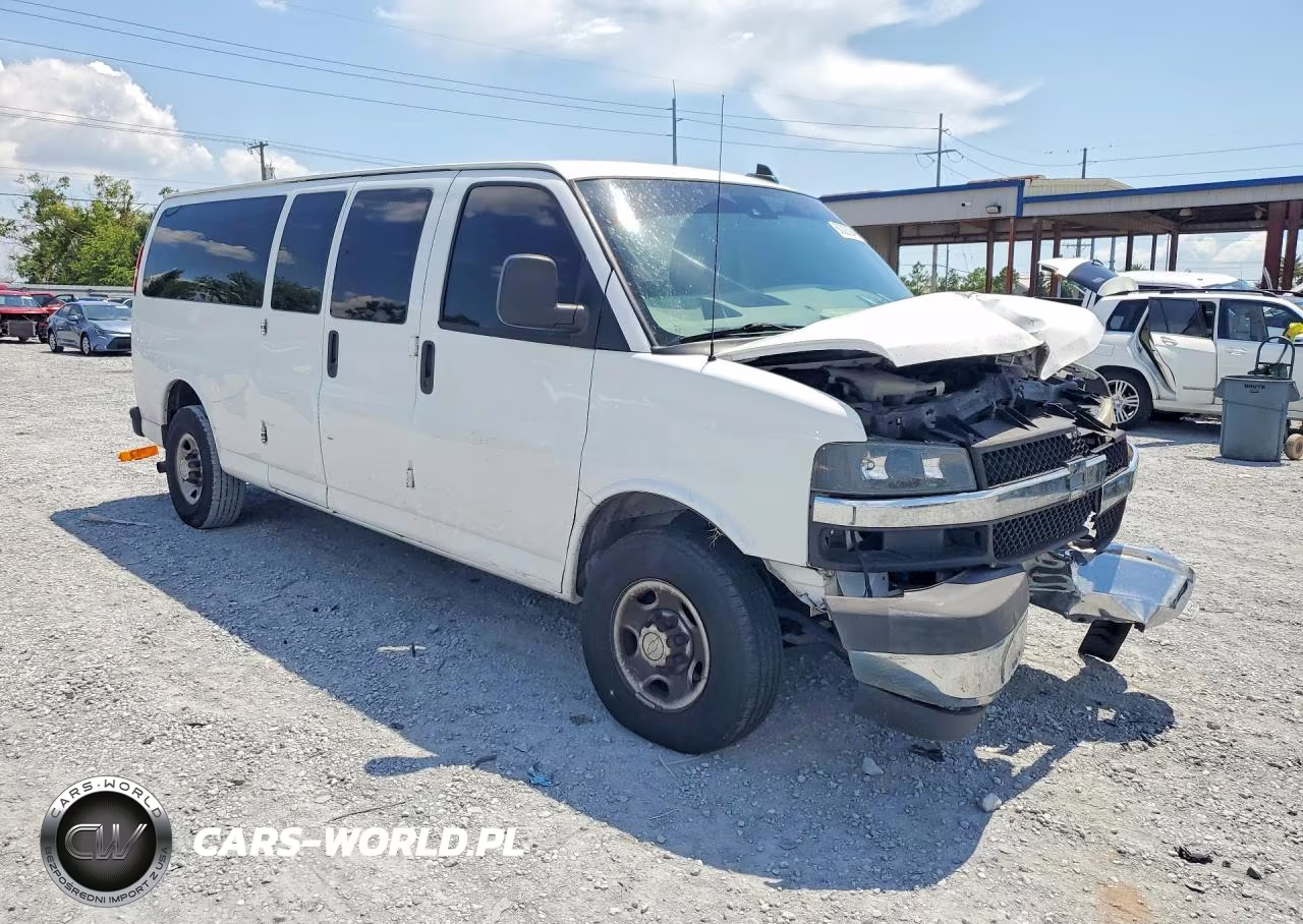 2019 Chevrolet Express G3500 Lt VIN:1GAZGPFG9K1242453 - 4