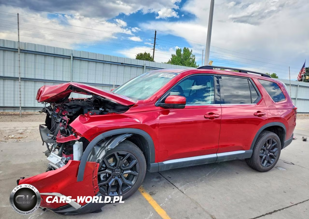 2025 Honda Pilot Touring – zdjęcie 1 z 14