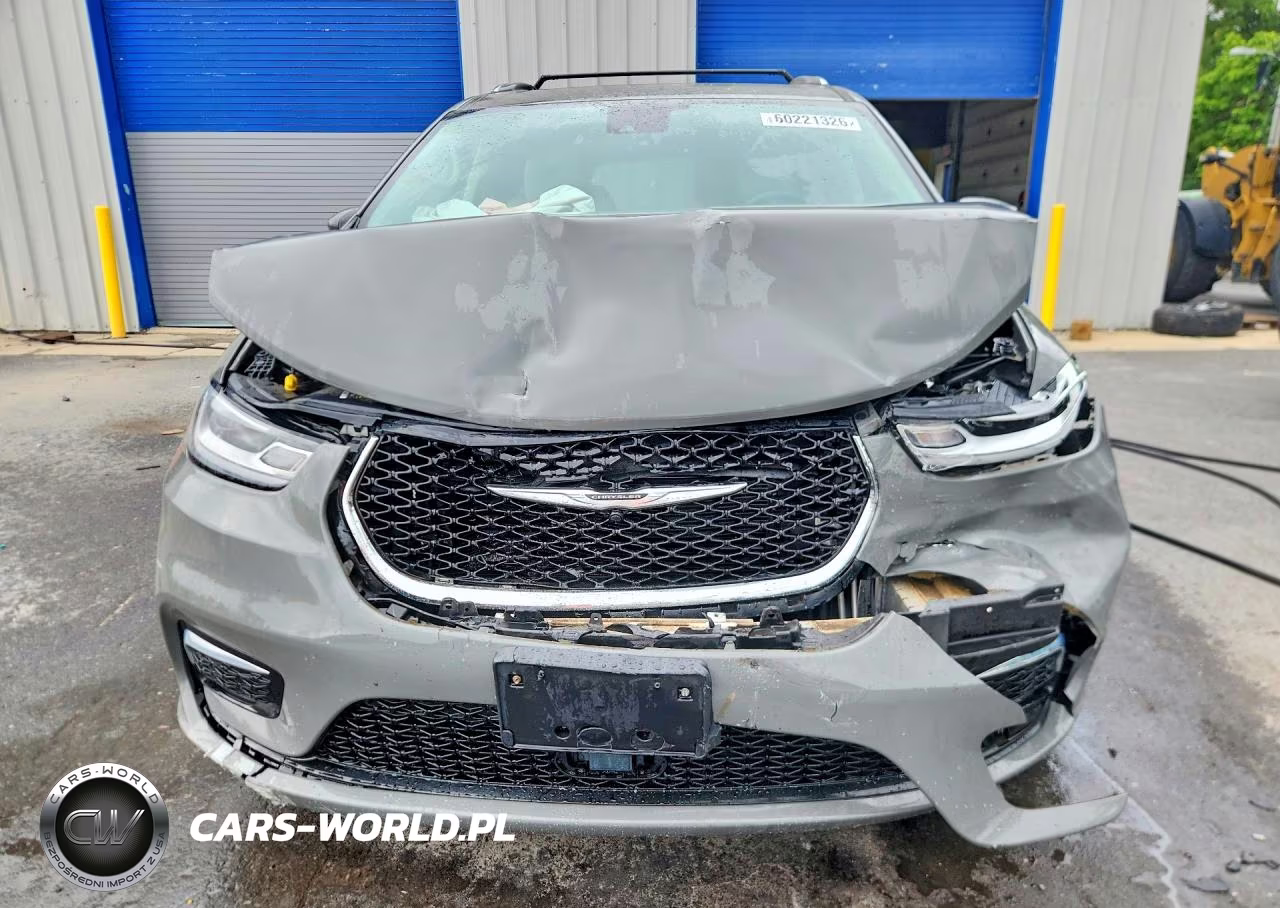 2021 Chrysler Pacifica Touring L VIN:2C4RC1BG4MR560484 - 5