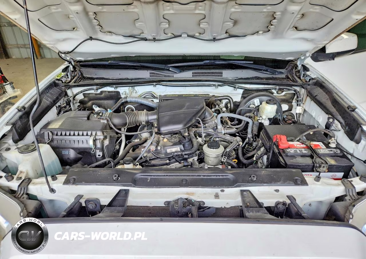 2019 Toyota Tacoma Sr VIN:5TFAX5GN4KX134177 - 11