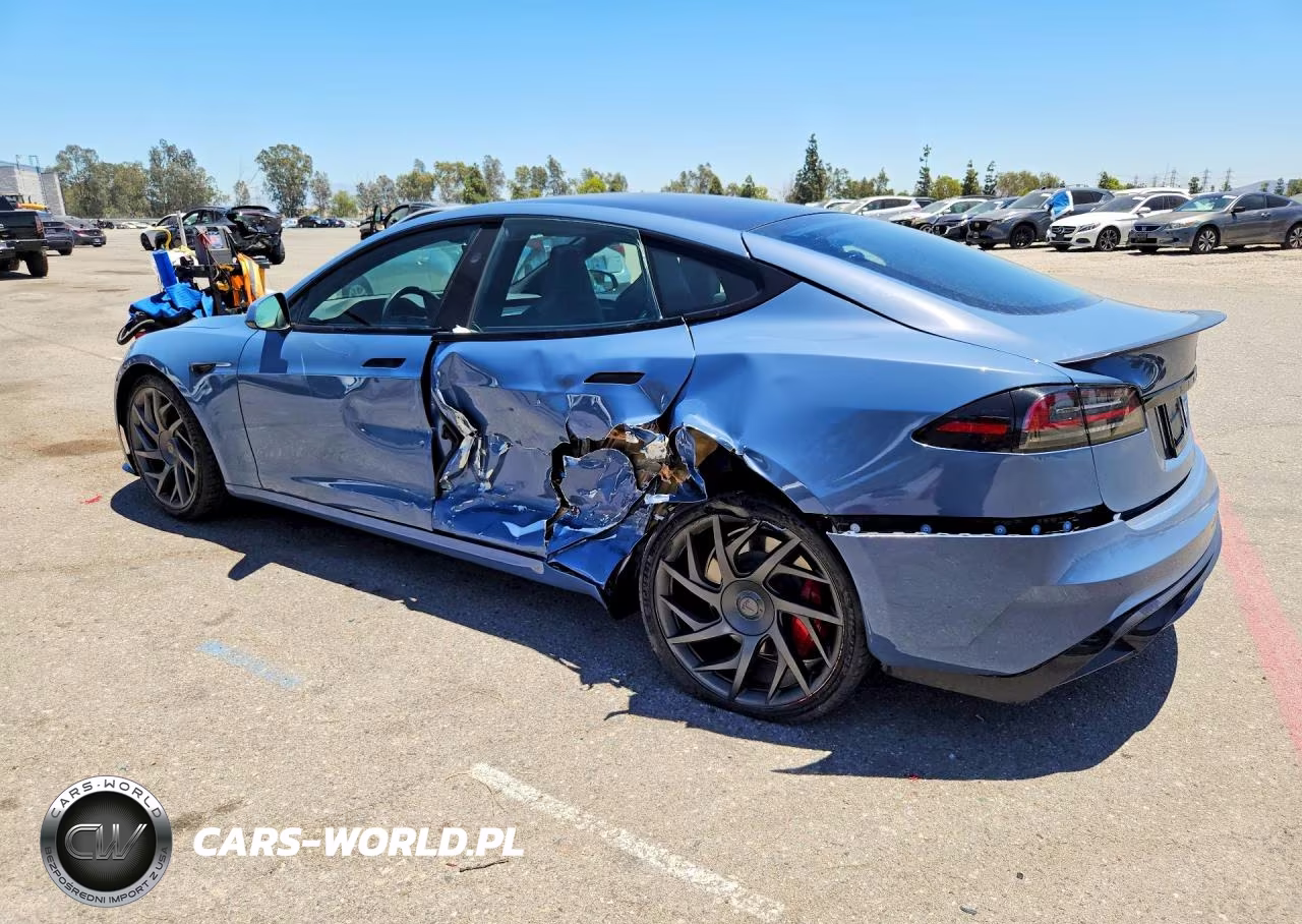 2026 Tesla Model S VIN:5YJSA1E69TF555690 - 2