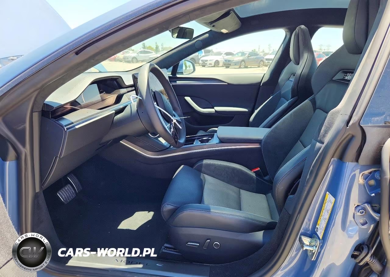 2026 Tesla Model S VIN:5YJSA1E69TF555690 - 7