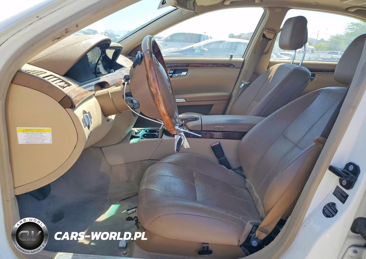 2009 Mercedes-Benz S 550 VIN:WDDNG71X09A284717 - 7