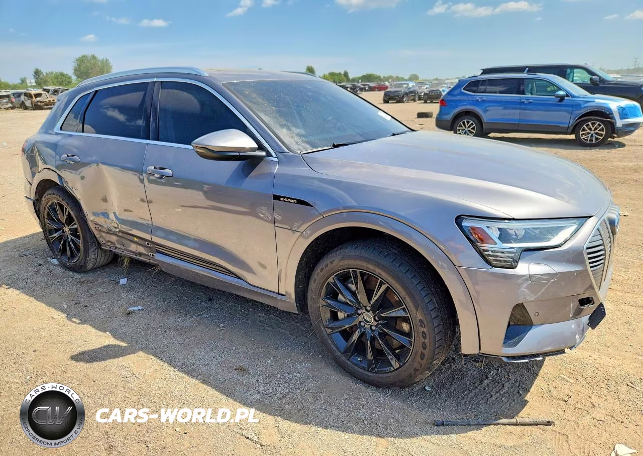 2021 Audi E-Tron Premium VIN:WA1AAAGE2MB006024 - 4