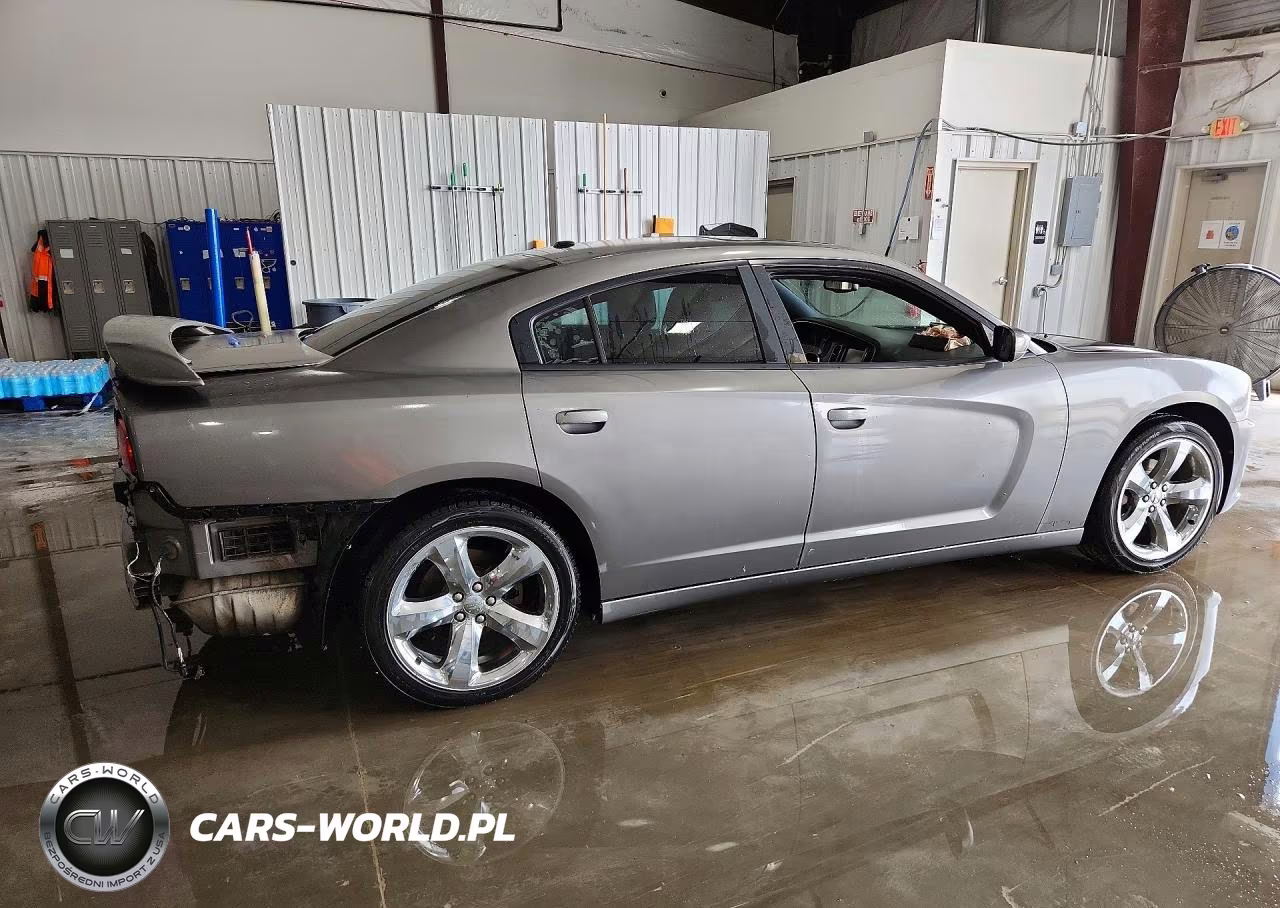 2011 Dodge Charger VIN:2B3CL3CG1BH504300 - 3