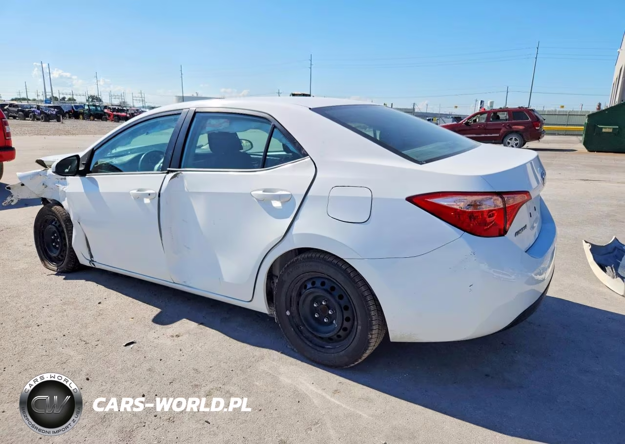 2017 Toyota Corolla Le VIN:5YFBURHE5HP687866 - 2
