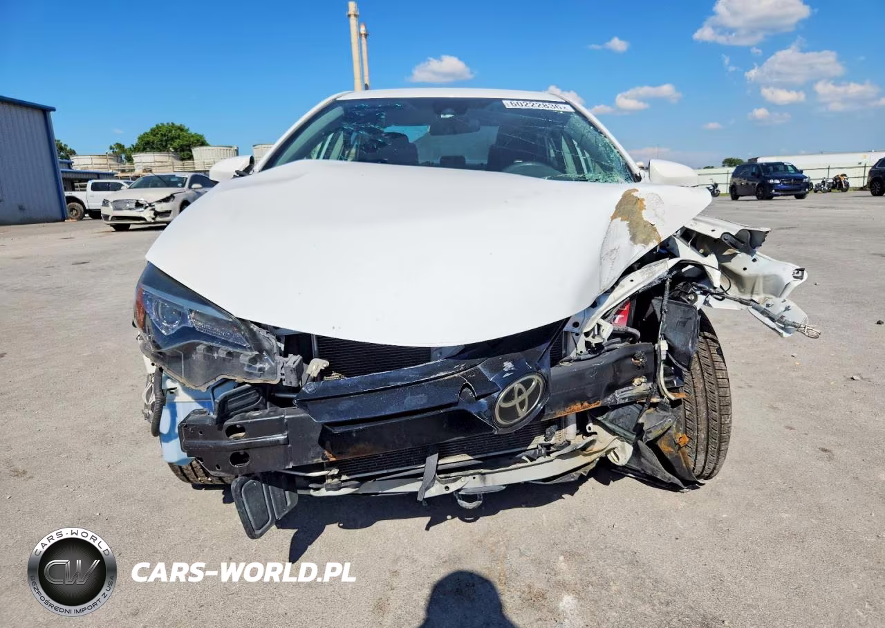 2017 Toyota Corolla Le VIN:5YFBURHE5HP687866 - 5