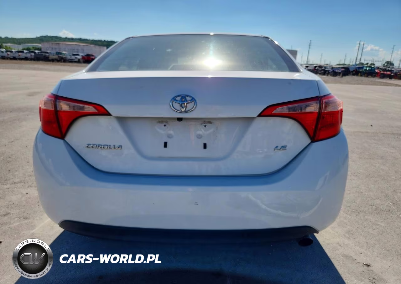 2017 Toyota Corolla Le VIN:5YFBURHE5HP687866 - 6