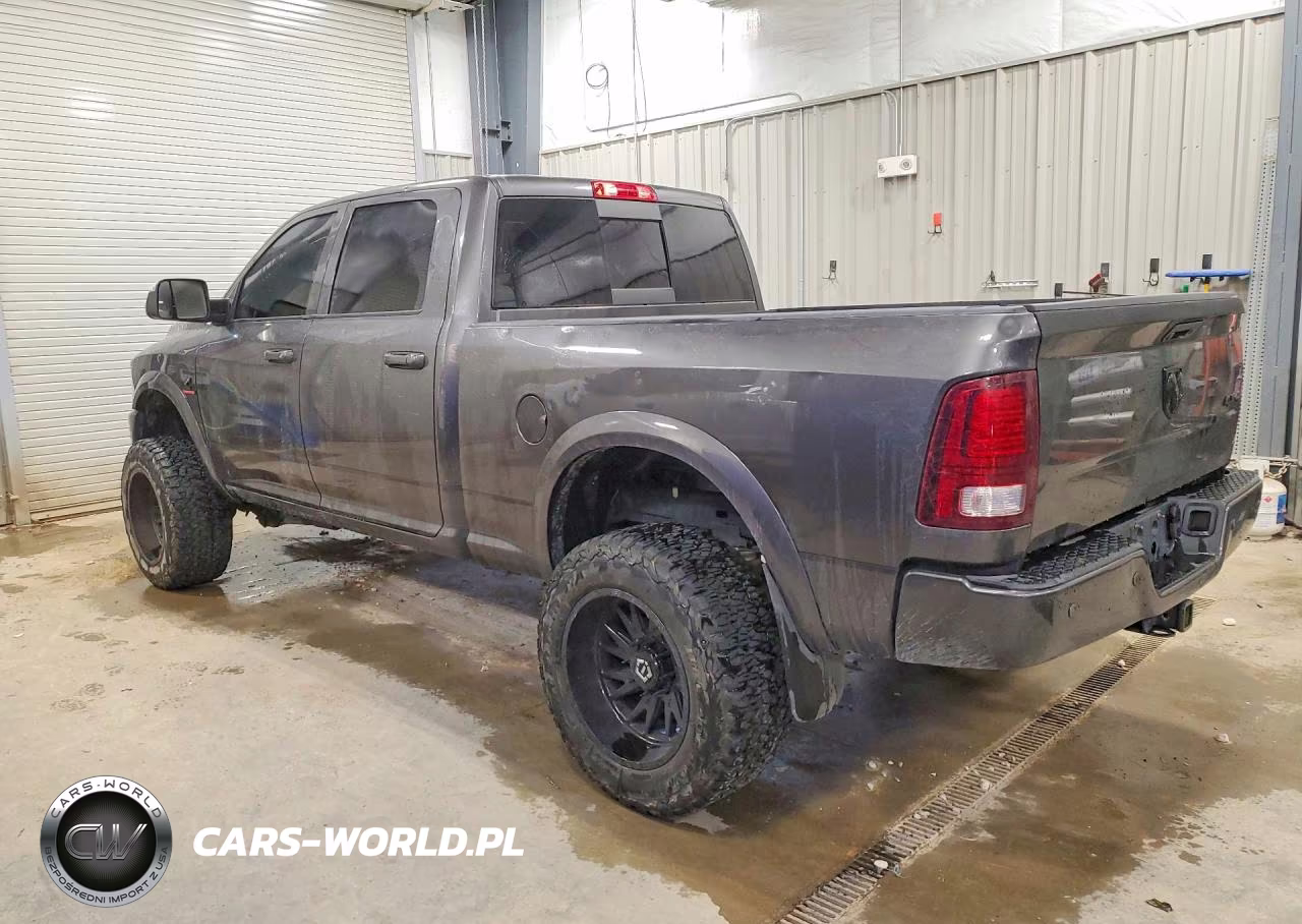 2016 Ram 2500 Laramie VIN:3C6UR5FL4GG329223 - 2