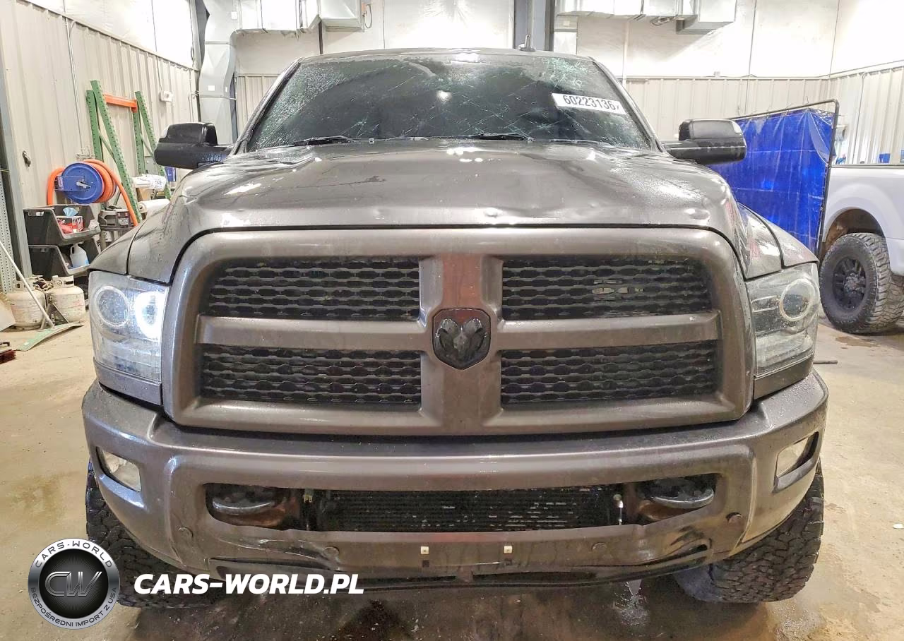 2016 Ram 2500 Laramie VIN:3C6UR5FL4GG329223 - 5