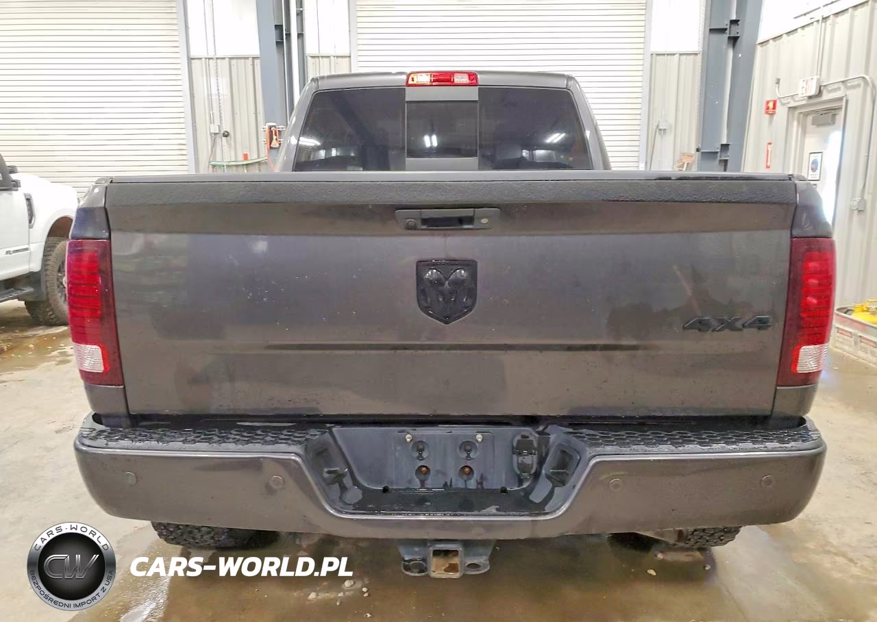 2016 Ram 2500 Laramie VIN:3C6UR5FL4GG329223 - 6