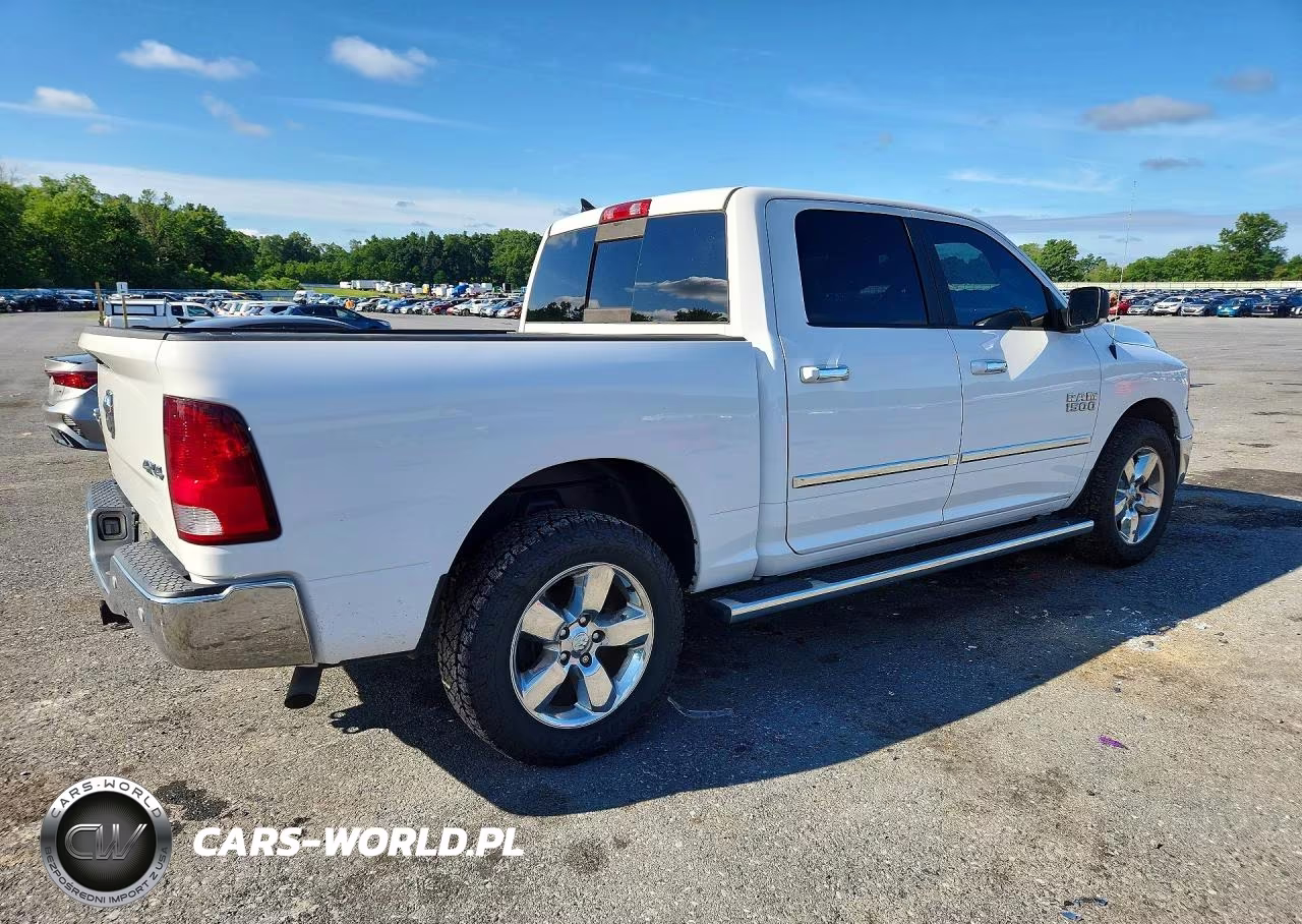2017 Ram 1500 VIN:1C6RR7LG3HS701122 - 3