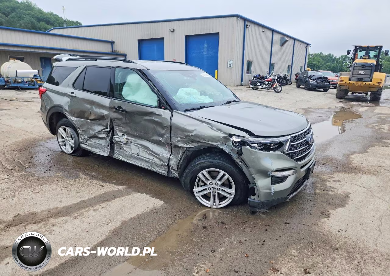 2020 Ford Explorer Xlt VIN:1FMSK8DH1LGA12697 - 4