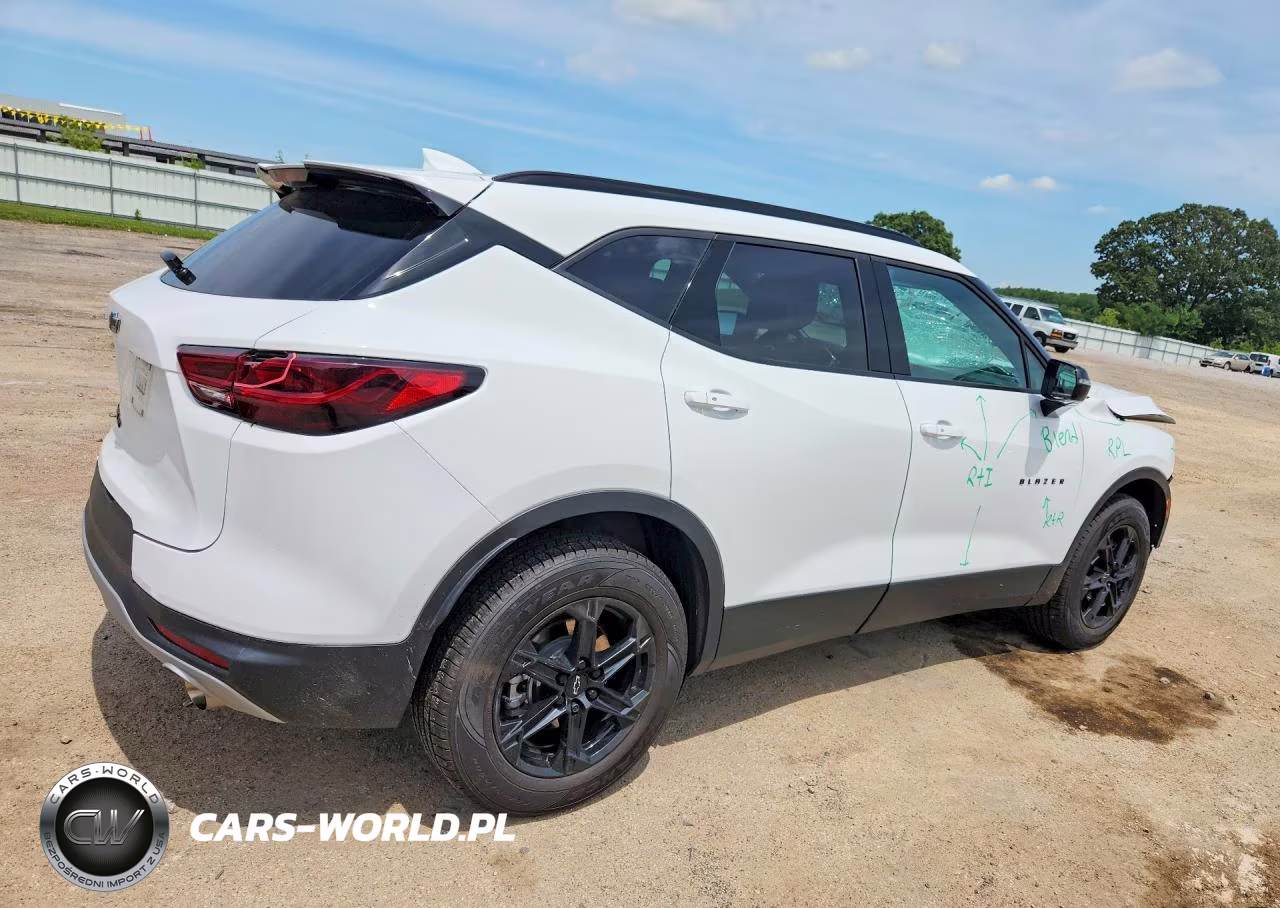 2023 Chevrolet Blazer 3Lt VIN:3GNKBJRS3PS228579 - 3