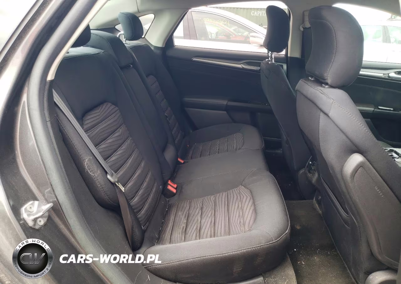 2016 Ford Fusion Se VIN:3FA6P0H7XGR185536 - 10