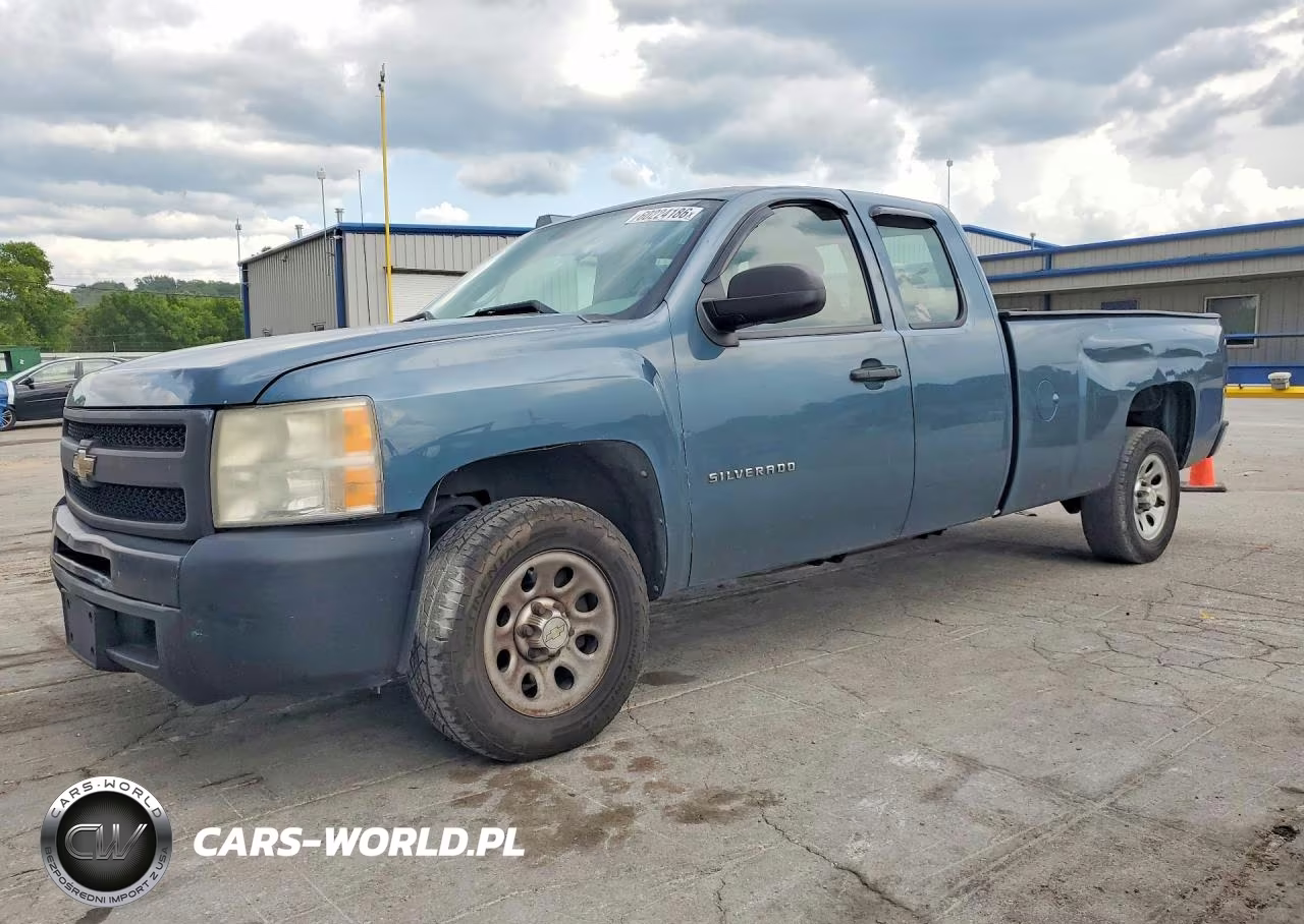 2010 Chevrolet Silverado C1500 – zdjęcie 1 z 12