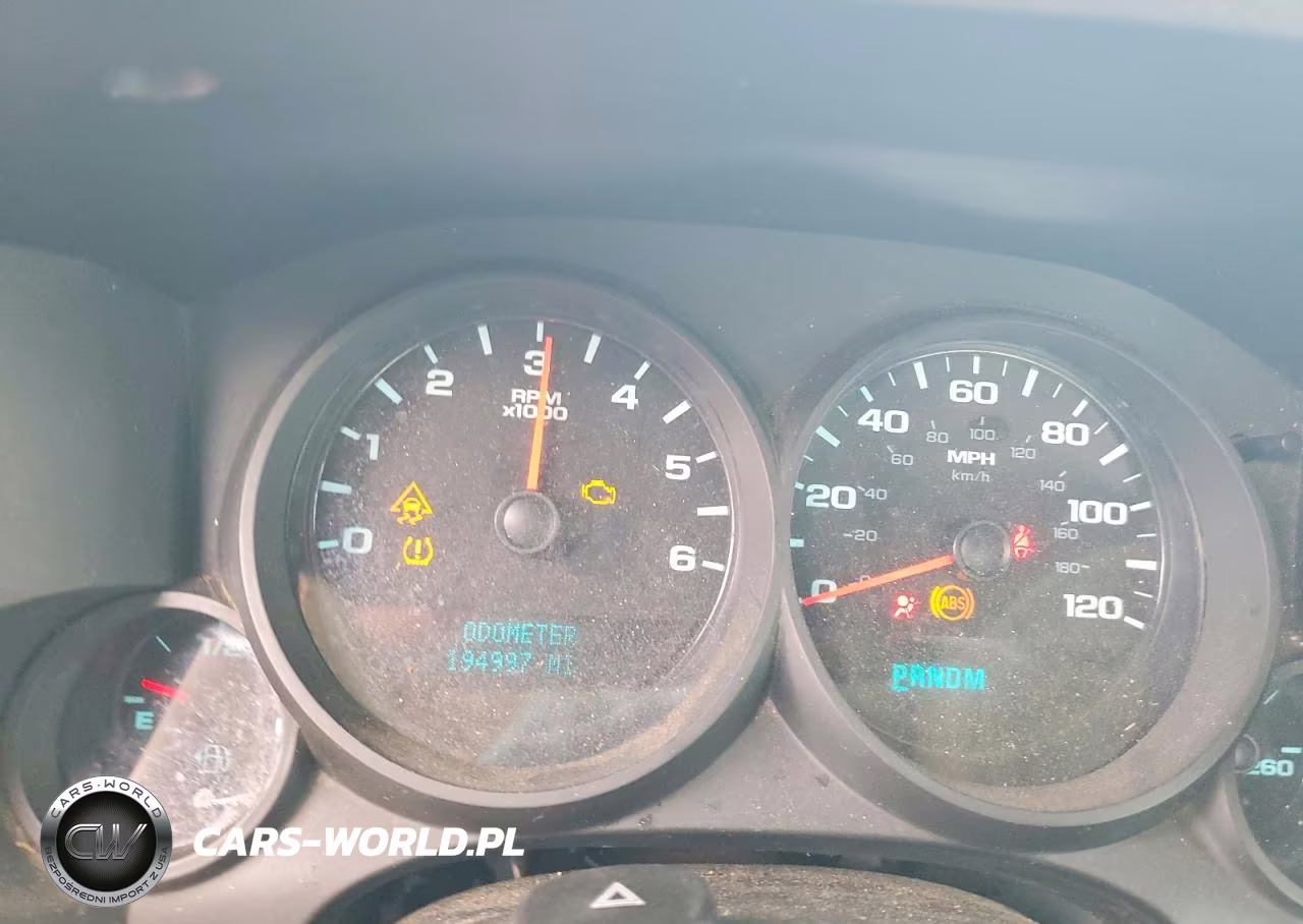 2010 Chevrolet Silverado C1500 VIN:1GCSCPE07AZ234232 - 9