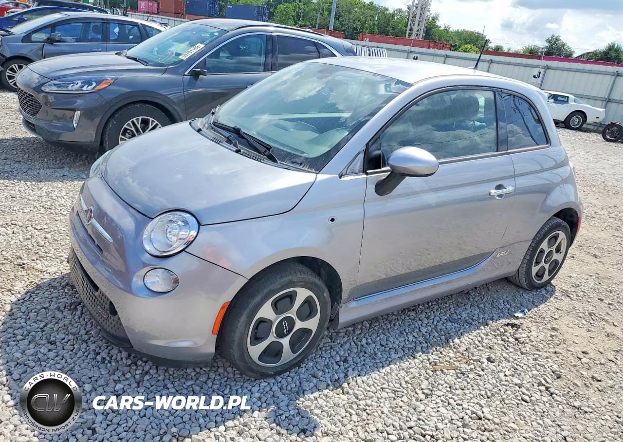 2017 Fiat 500 Electric – zdjęcie 1 z 12