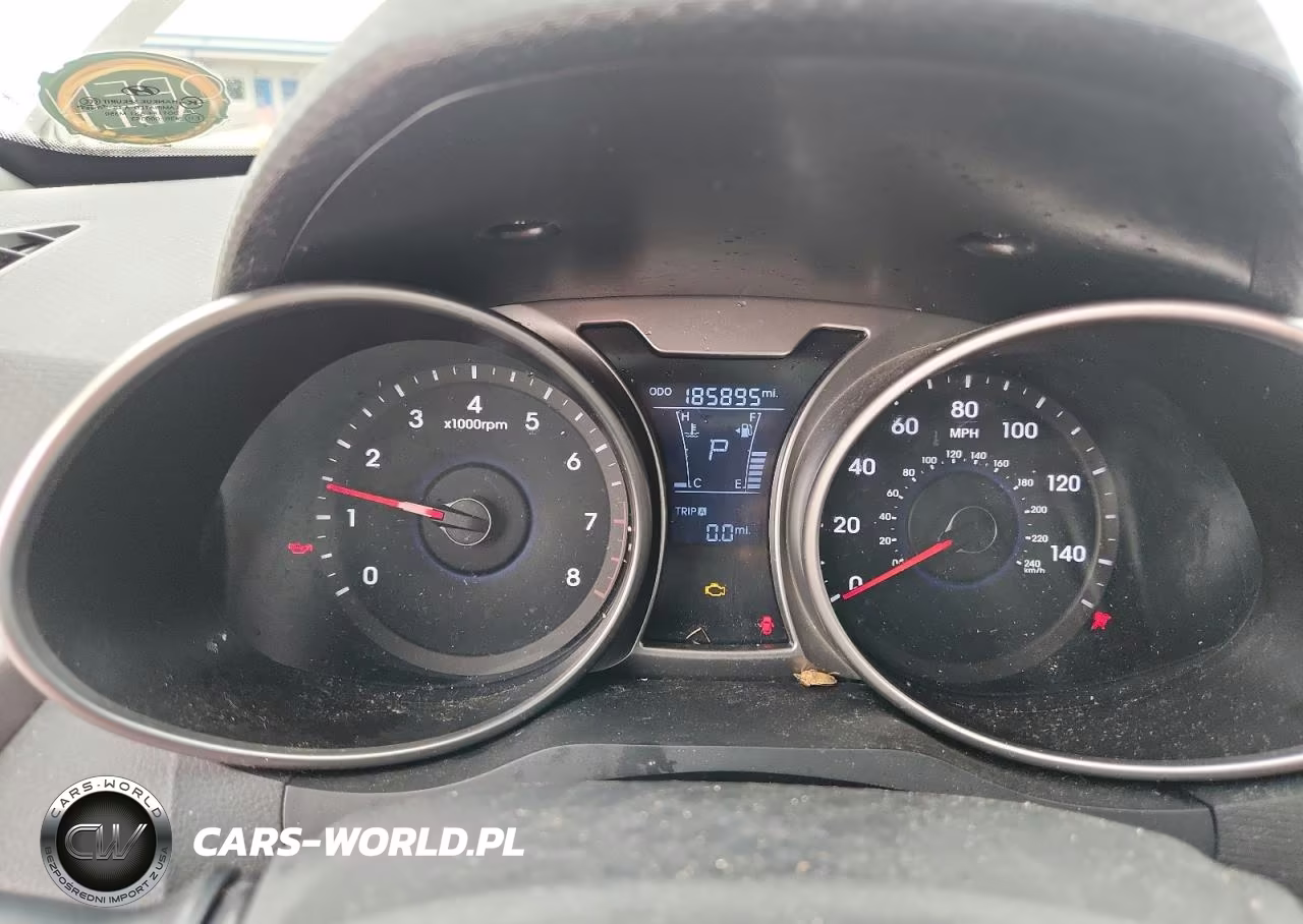 2013 Hyundai Veloster Base VIN:KMHTC6AD1DU132896 - 9