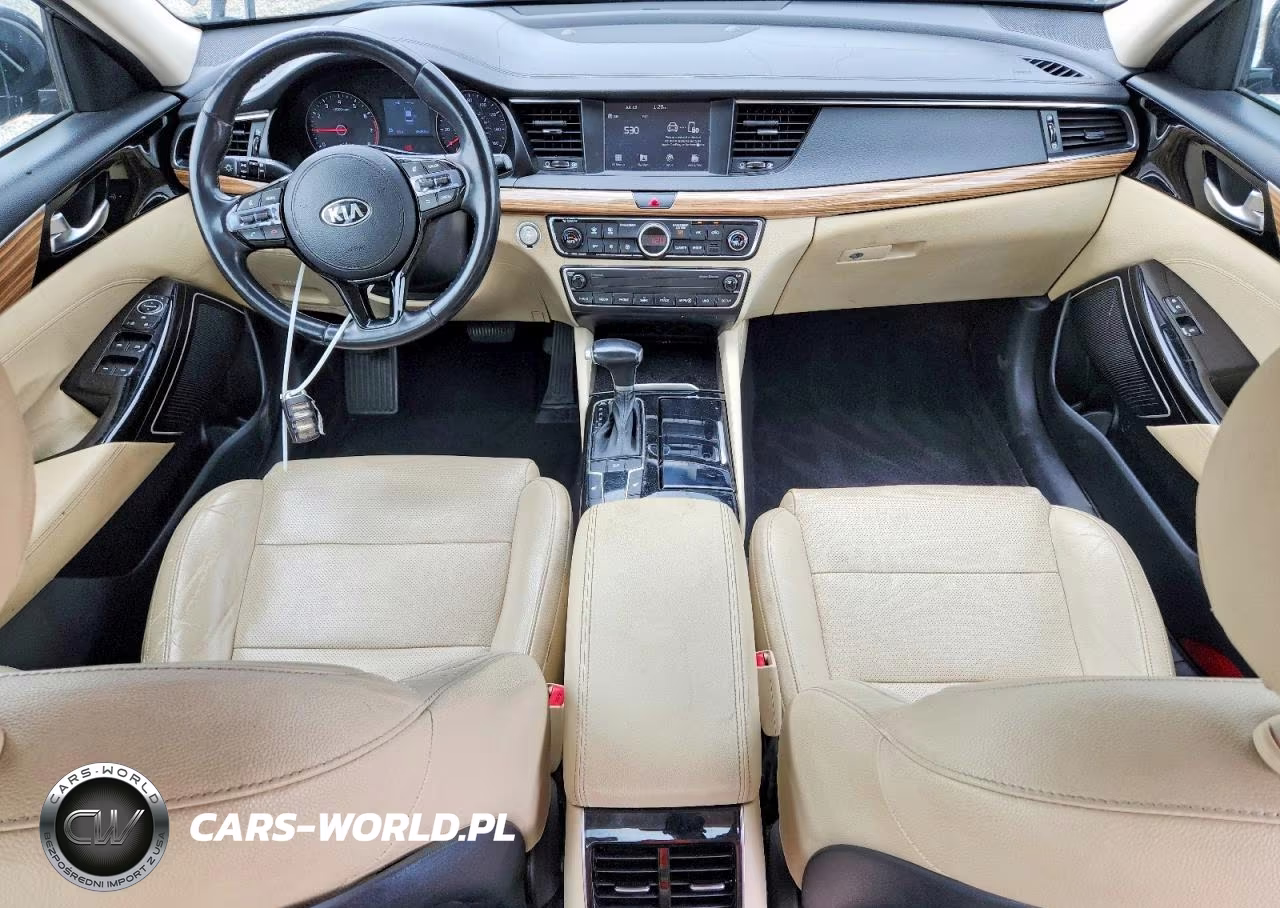 2017 Kia Cadenza Premium VIN:KNALB4J19H5086264 - 8