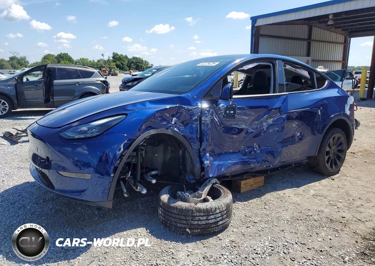 2024 Tesla Model Y – zdjęcie 1 z 13