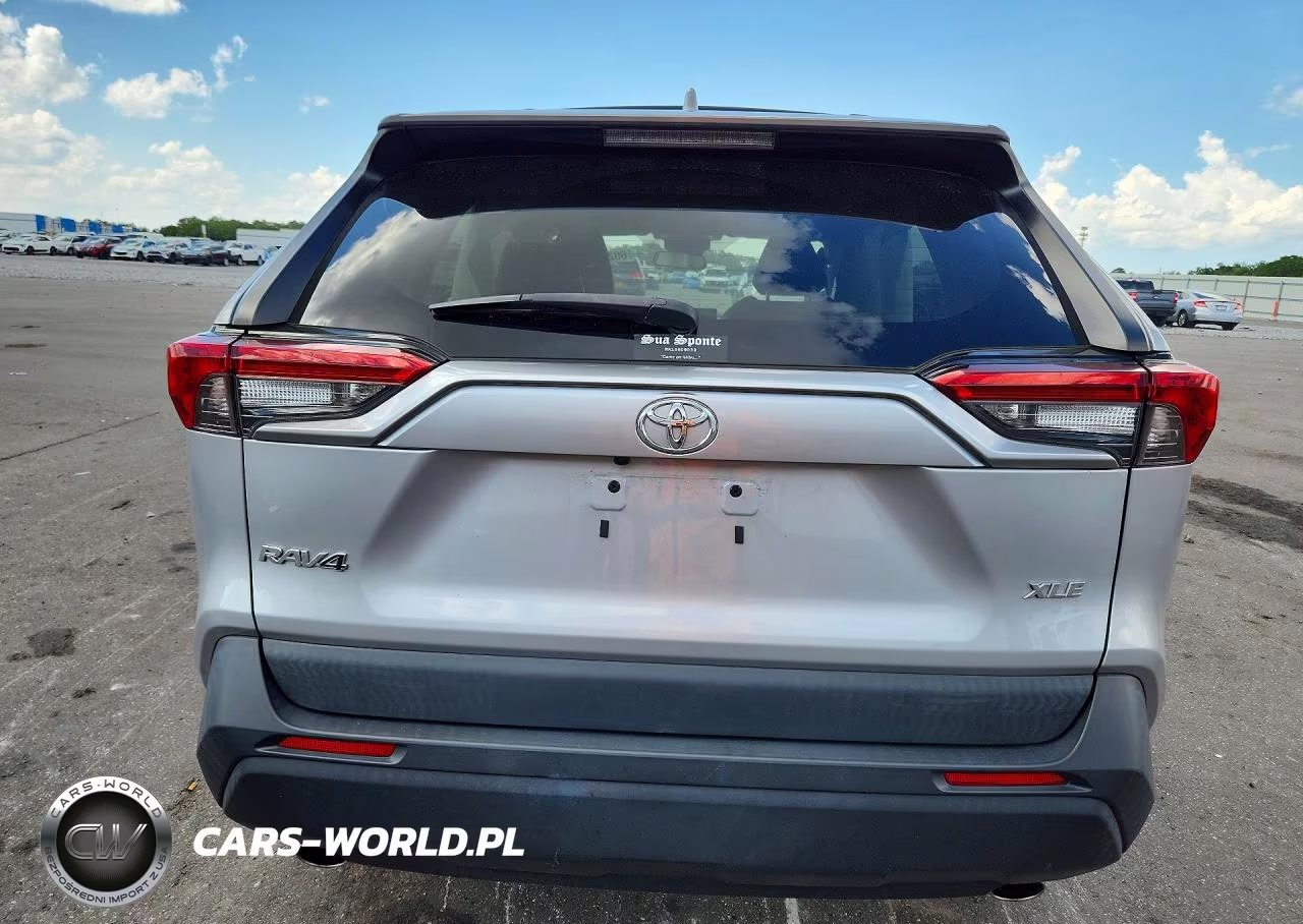 2022 Toyota Rav4 Xle Premium VIN:2T3C1RFV9NW233007 - 6