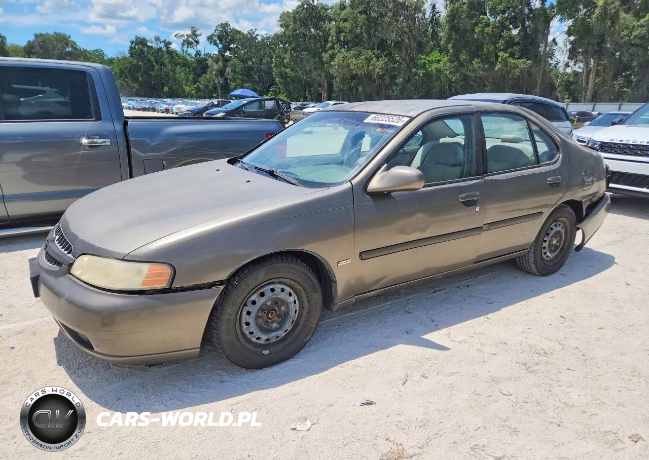 2001 Nissan Altima Xe