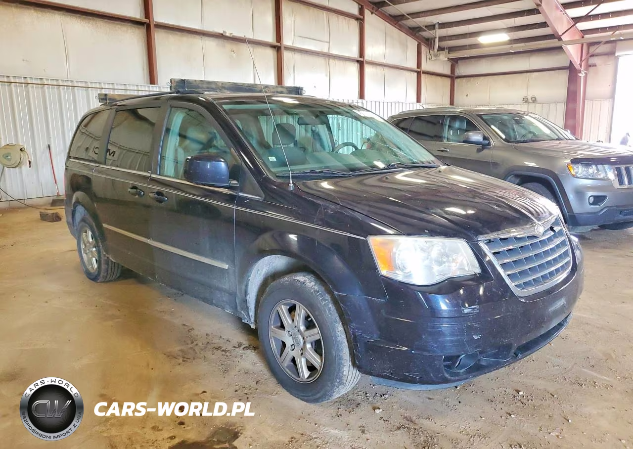 2010 Chrysler Town & Country Touring VIN:2A4RR5D18AR151506 - 4