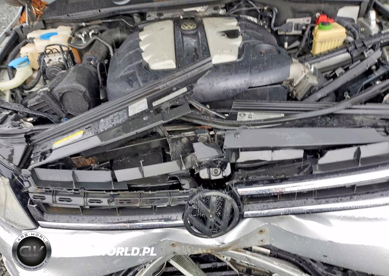 2012 Volkswagen Touareg V6 Tdi VIN:WVGEK9BP1CD009829 - 12